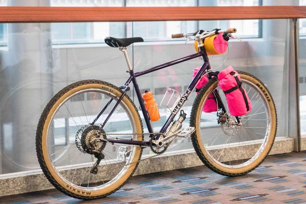 Burrito Supreme - Handlebar Bag: 2.6L