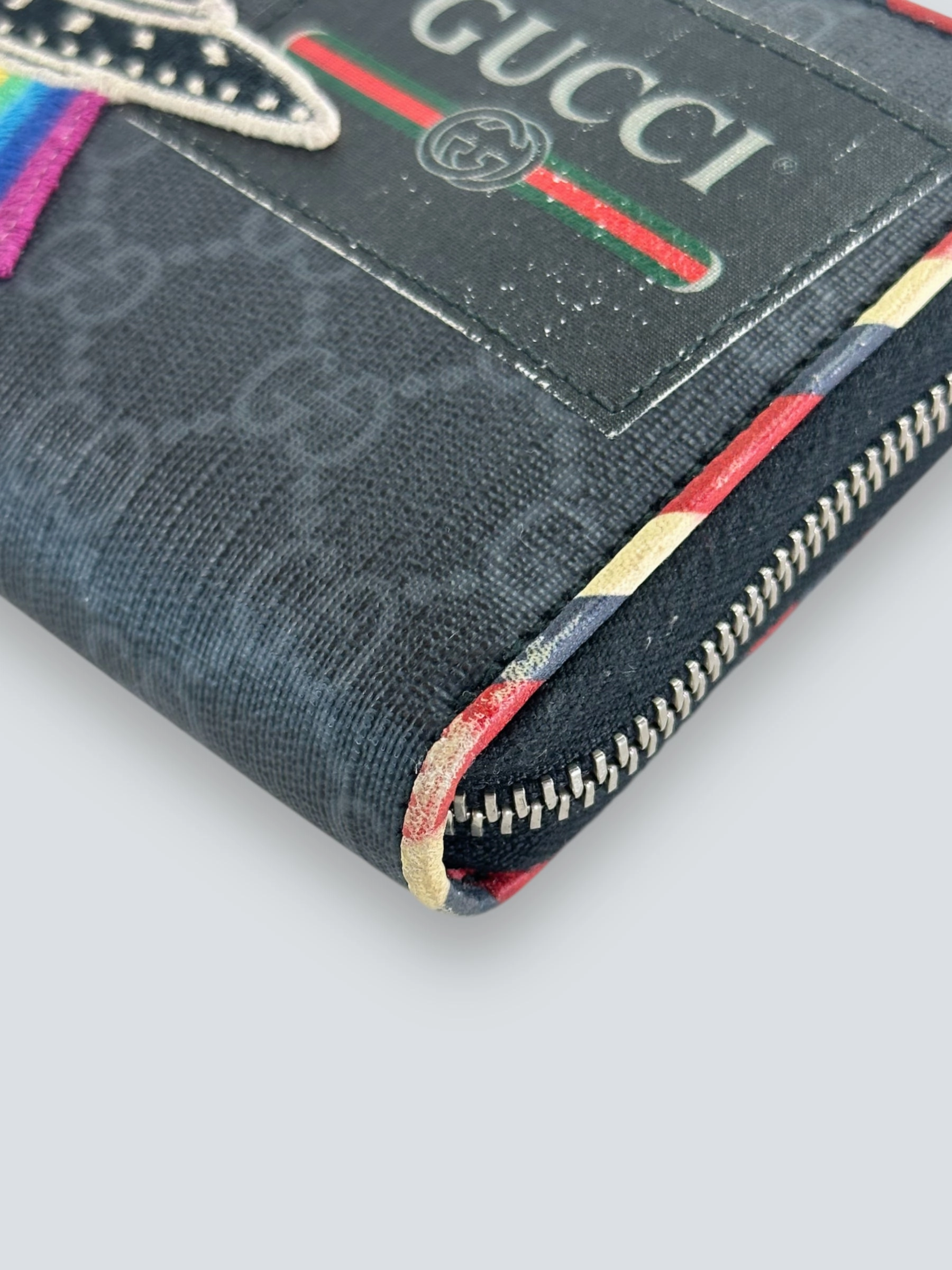 Gucci Night Courrier GG Supreme Zip Around Wallet