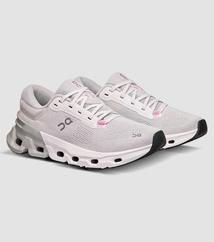 ON CloudFlyer 5 - Womens