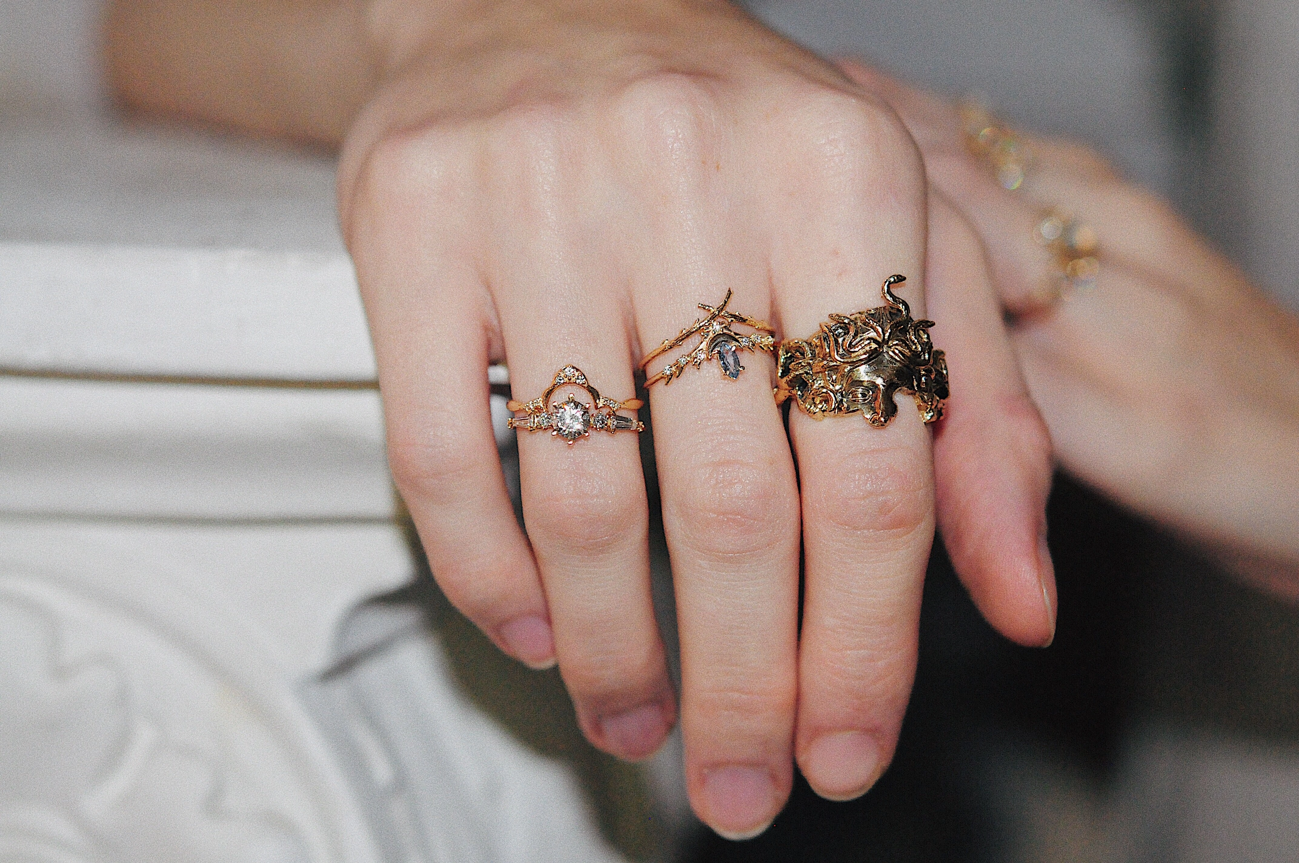 Sapphire Lvna Supreme Ring