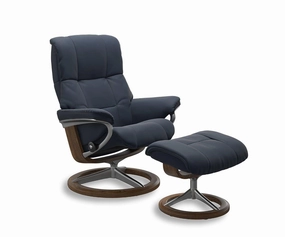 Stressless® Mayfair Recliner & Ottoman with Signature Base