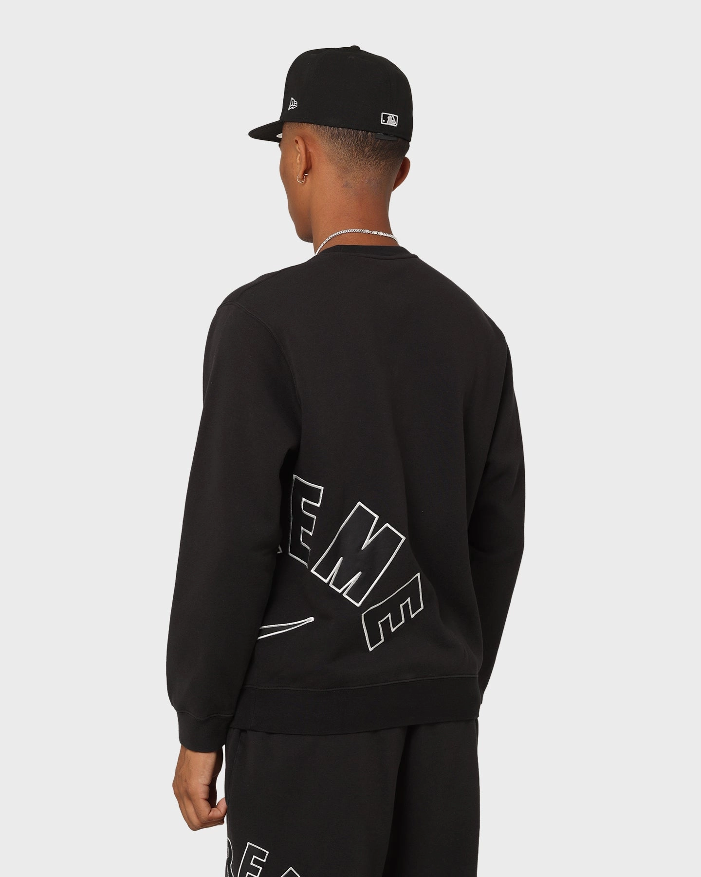 Supreme X Nike Arc Crewneck Black